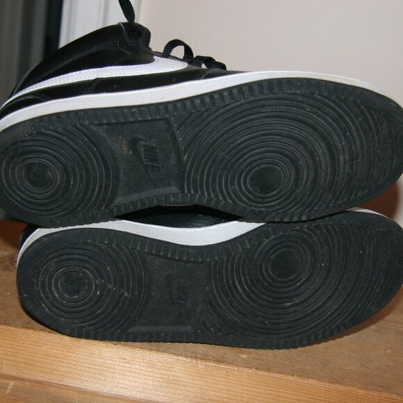 Nike Court Vision Mid Sneakers - Picture 4 of 5